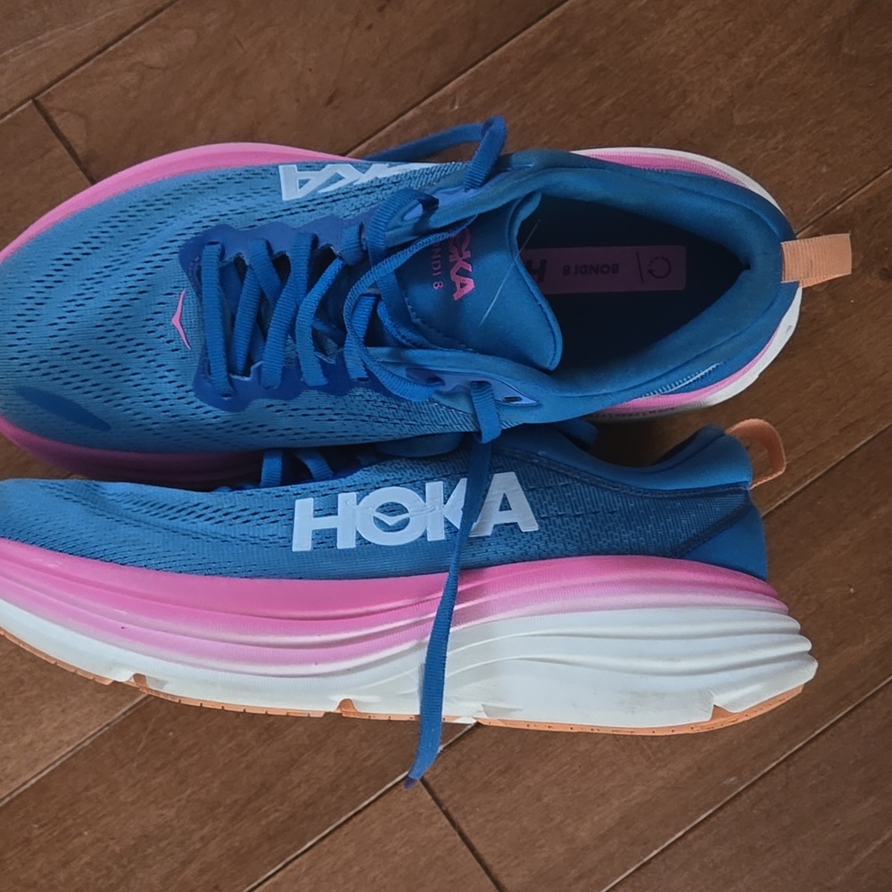 Hoka Bondi